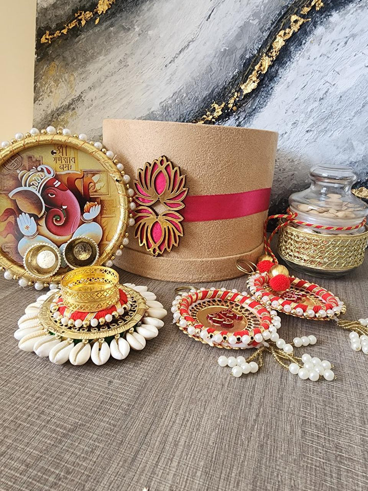 Gift Hamper - New year Small Gift Box 