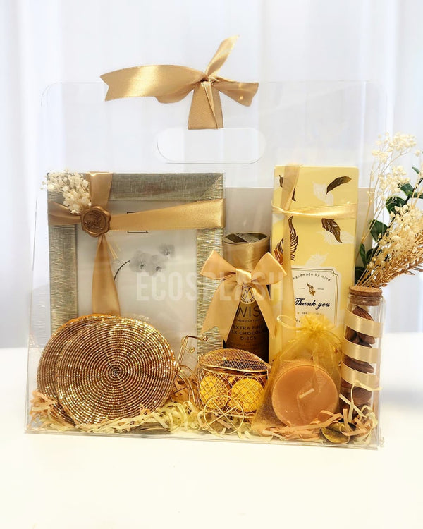 Elegant Golden Gift Hamper